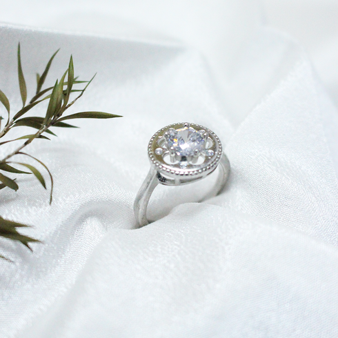 Buy Flower Stone Silver Rings Online in Pakistan