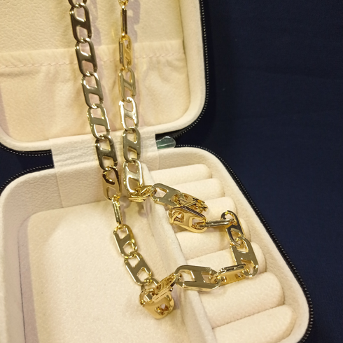 MILAS GOLD ROPE CHAINS