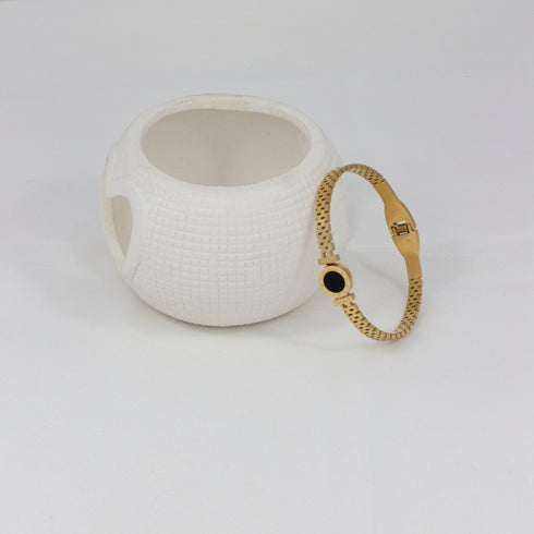 Buy Love Diaona Gold Platted Bracellet Online in Pakistan
